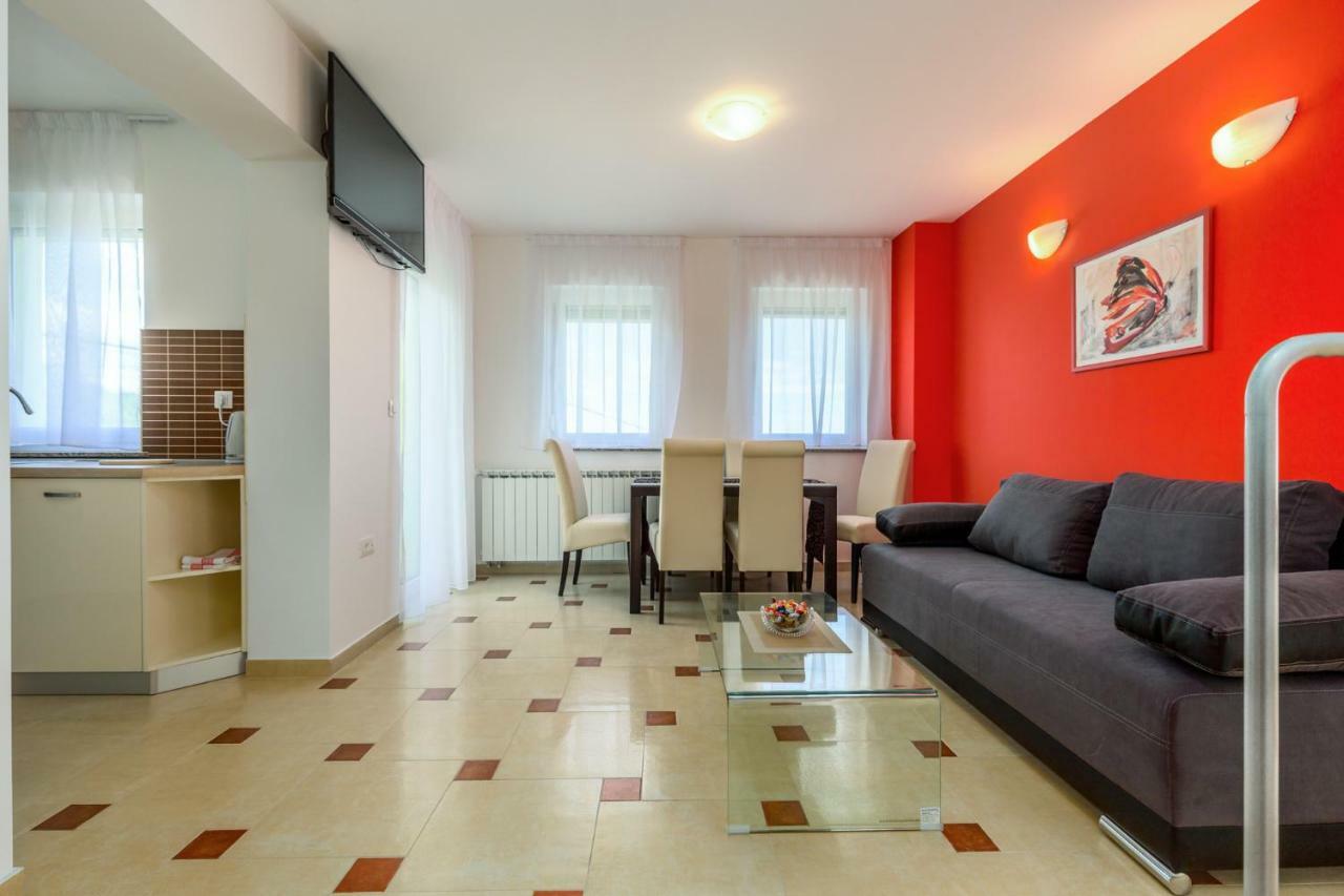 Luxury Apartments Kostrena With Pool מראה חיצוני תמונה