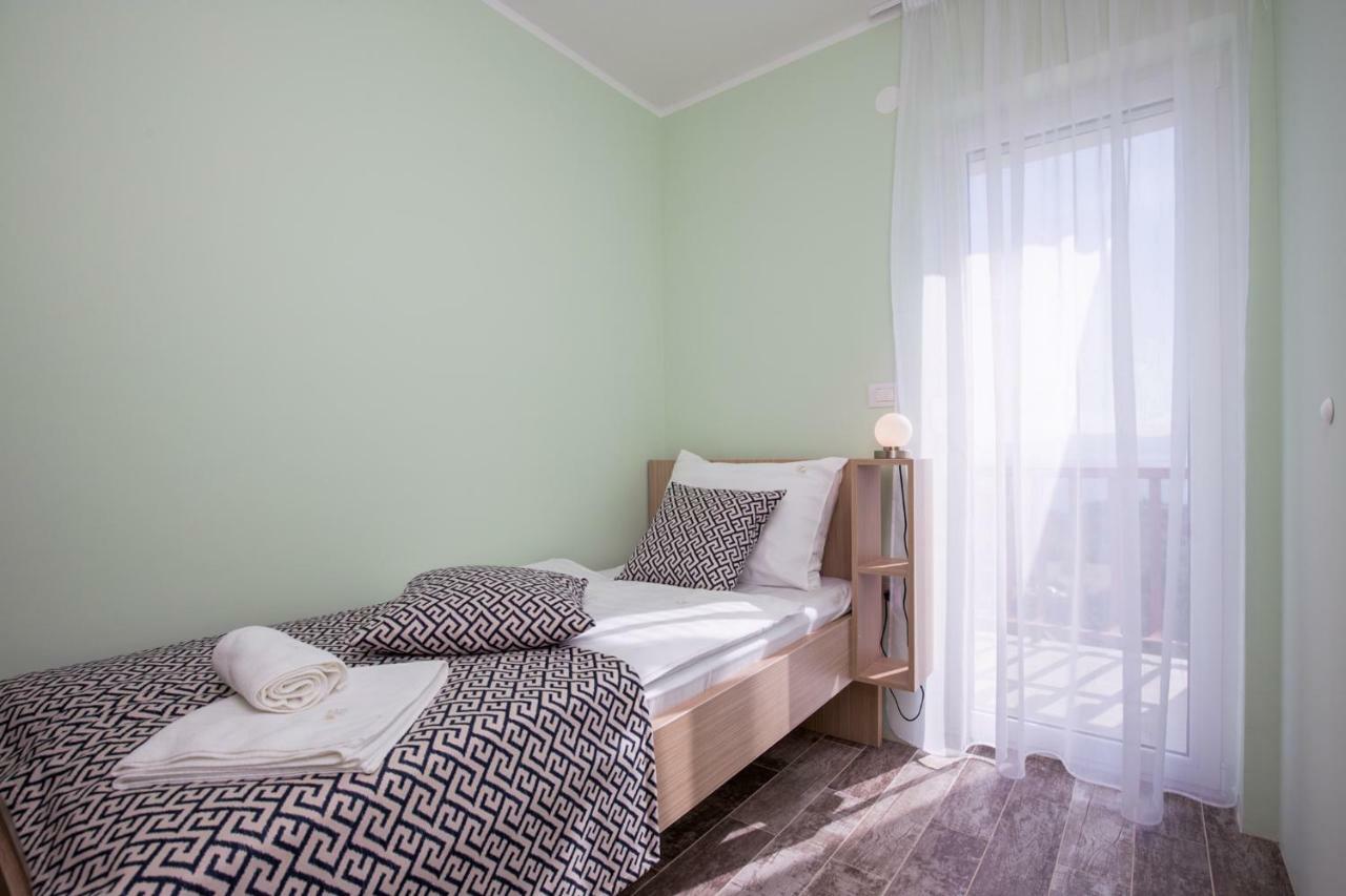 Luxury Apartments Kostrena With Pool מראה חיצוני תמונה