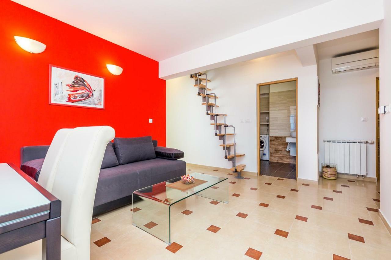 Luxury Apartments Kostrena With Pool מראה חיצוני תמונה