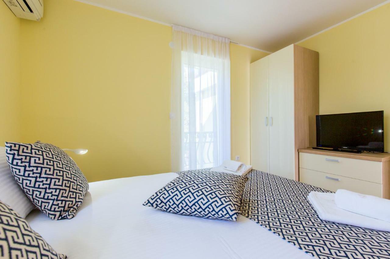Luxury Apartments Kostrena With Pool מראה חיצוני תמונה