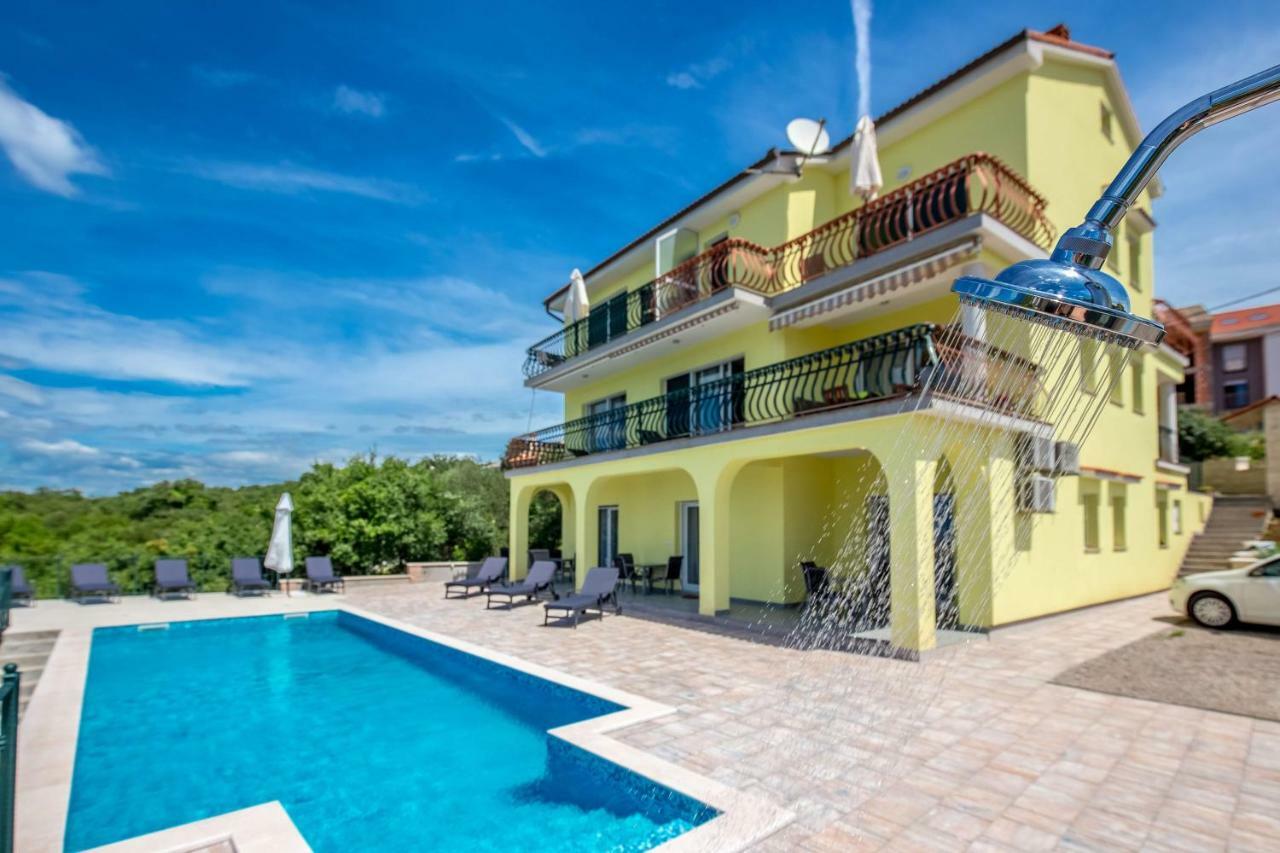 Luxury Apartments Kostrena With Pool מראה חיצוני תמונה