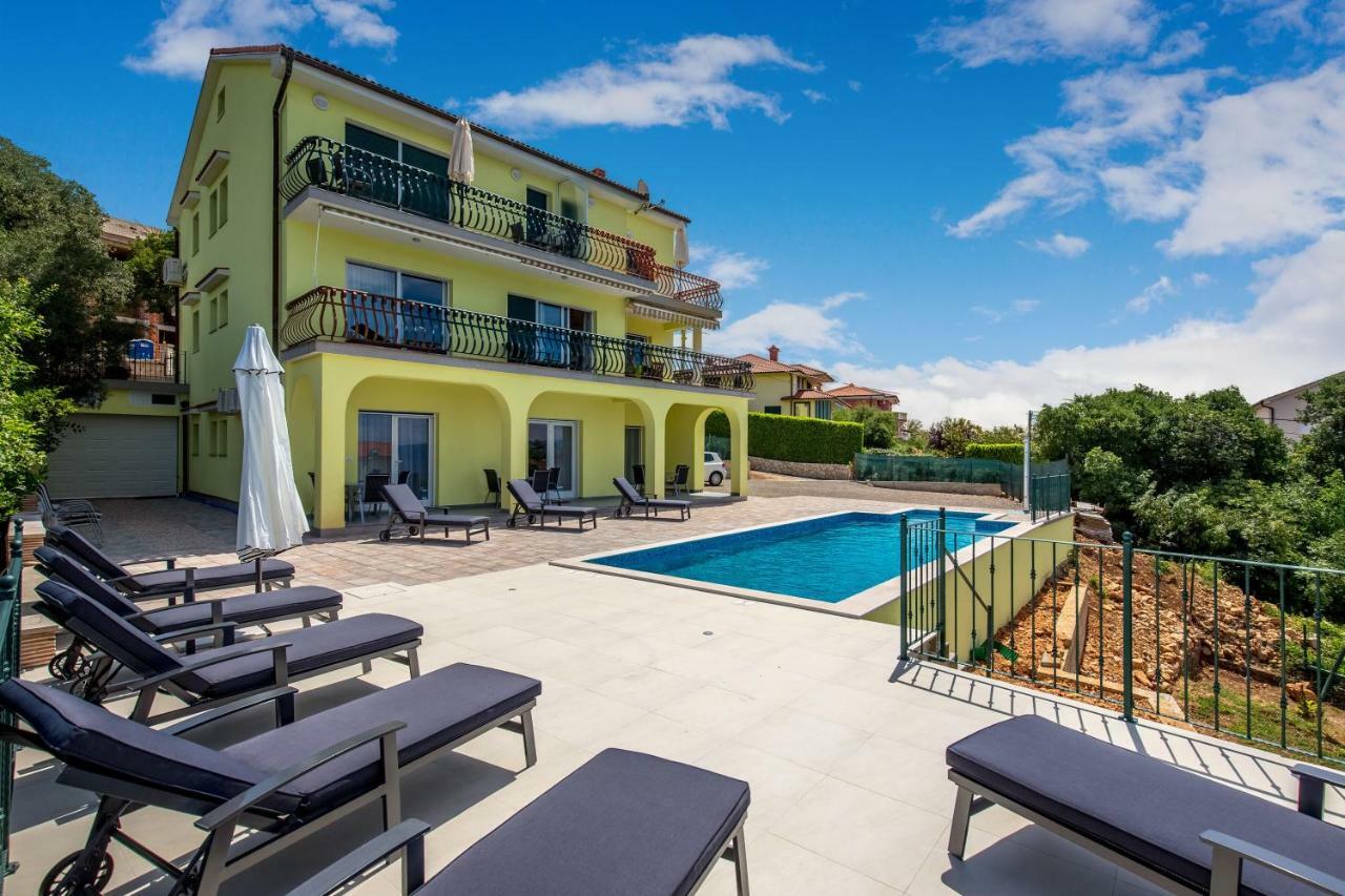 Luxury Apartments Kostrena With Pool מראה חיצוני תמונה
